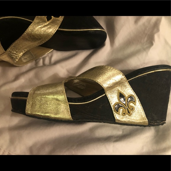 Volatile Shoes - Saints/fleur de lis Black and Gold volatiles